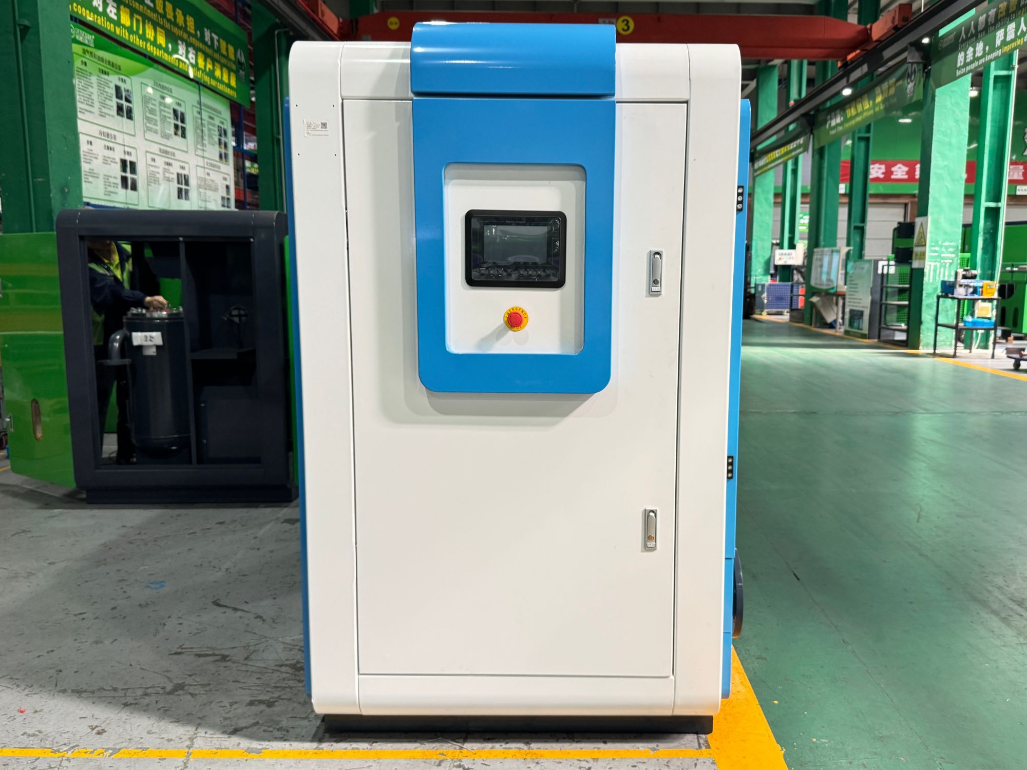 Oil-Free Air Blower Cuts Operational Costs Instantly